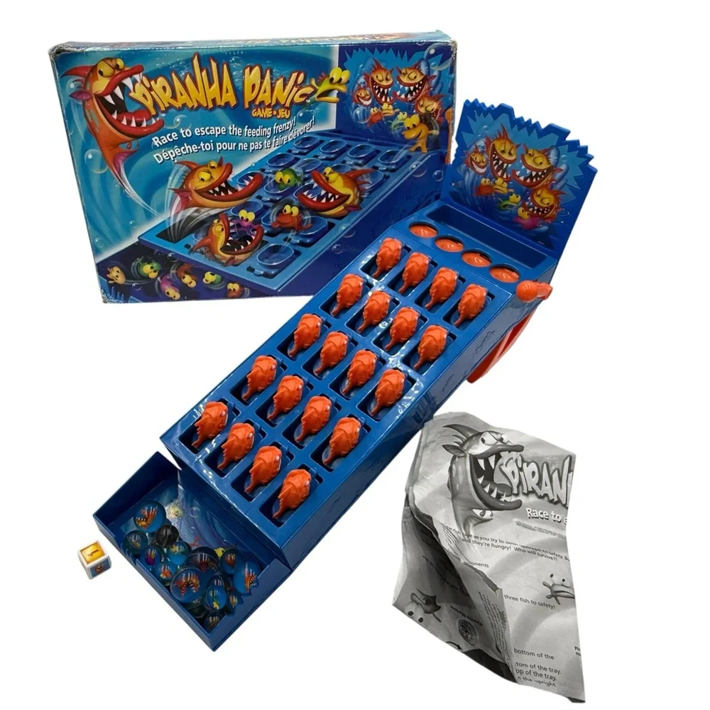 Piranha Panic Game - Feeding Frenzy 2005 Mattel 100% complete.